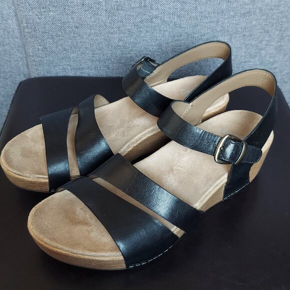 Dansko Lindsay Sandals Size 39/8.5 - Picture 1 of 9